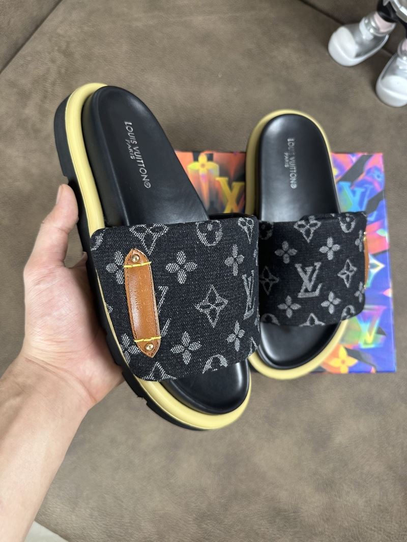 Louis Vuitton Slippers